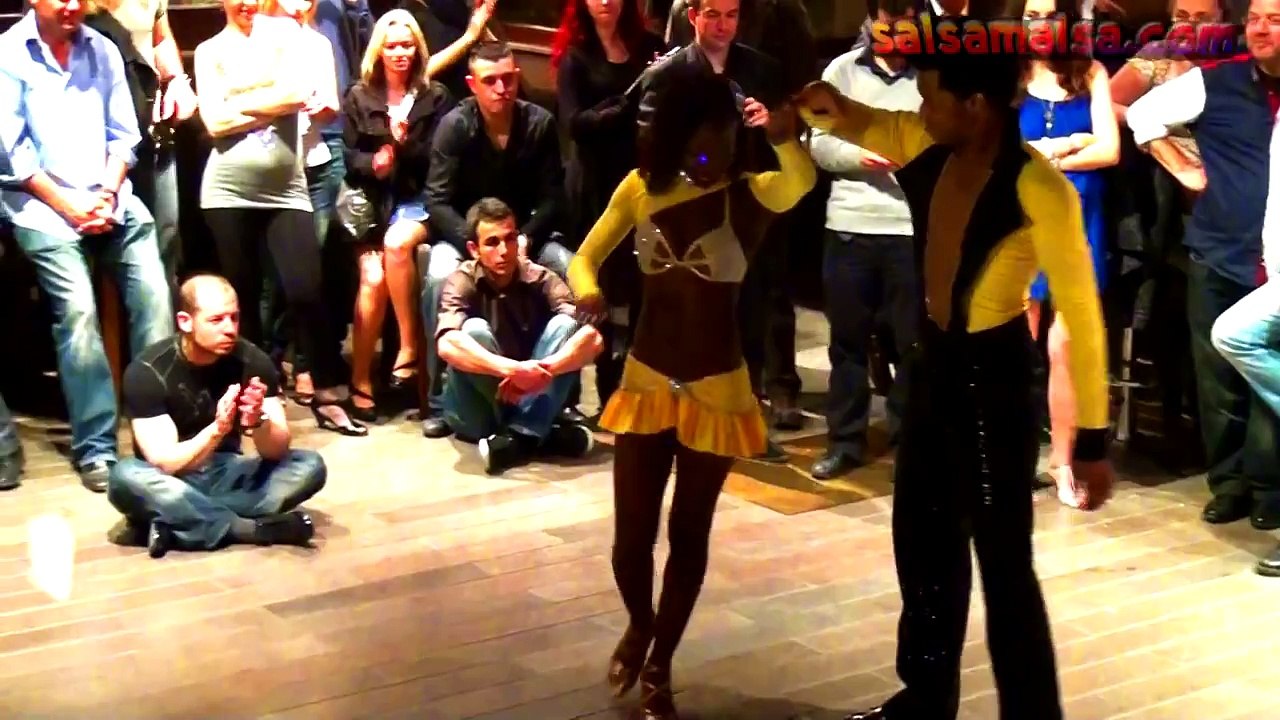 World Salsa Champions John Vazquez and Judy Aguilar | SHOW DANCE II