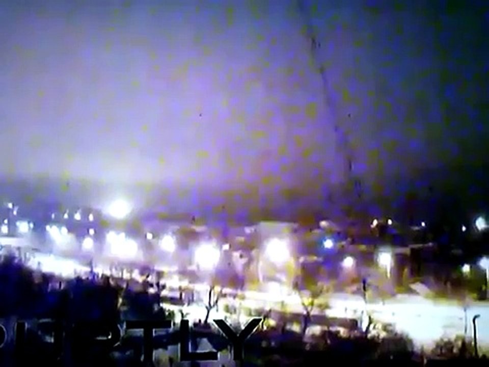 Обстрел р на аэропорта Донецк, 10/01/2014 ~17 00