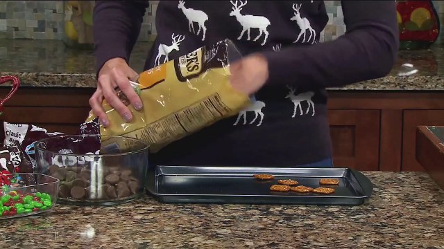 Forks & Flowers - Chocolate Pretzel Treats