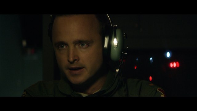 Helen Mirren, Aaron Paul Fight In 'Eye In The Sky' Scene