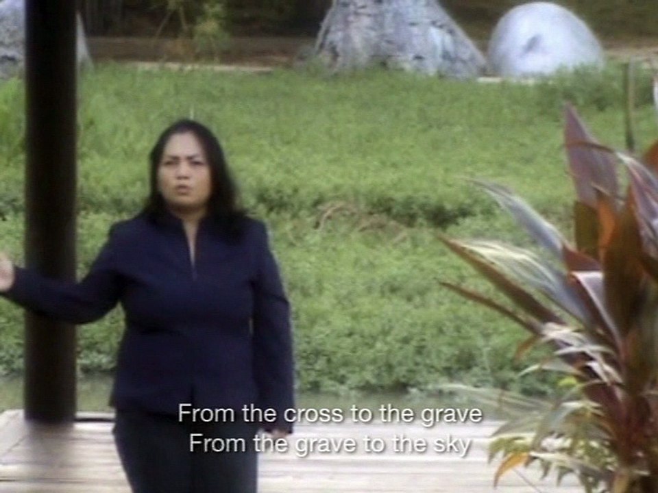 Lord, I lift Your name on high... ...Stefany de Keyzer (vocal) ... vcd The Gift... rohani...VTS_02