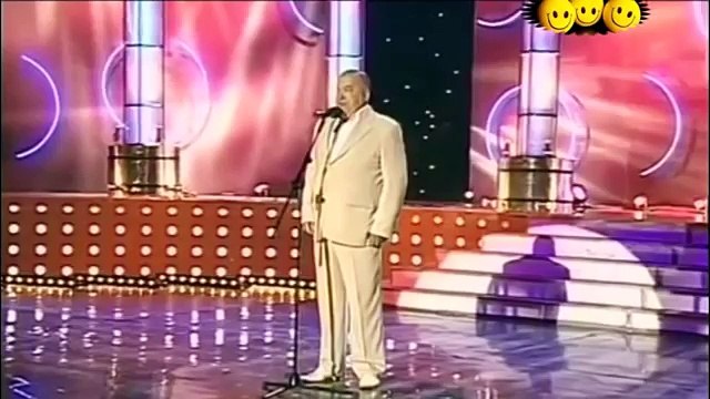 ЗАЛ ТРЯСЁТСЯ ОТ СМЕХА 013