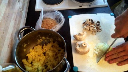 Картофельные зразы с грибами. Это стоит попробовать!
