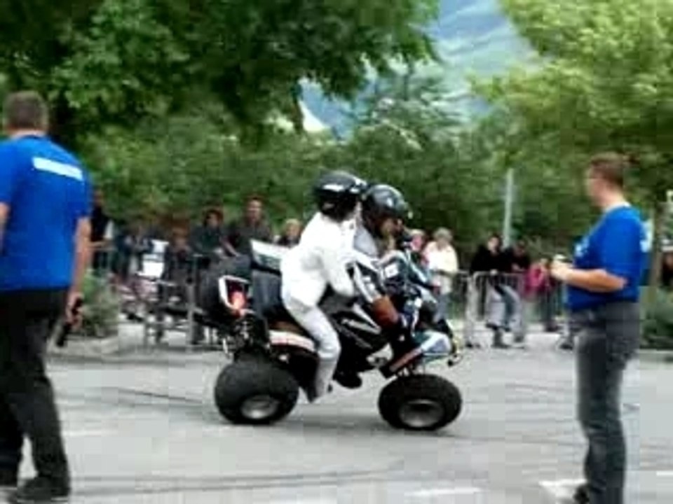 STUNT EN QUAD
