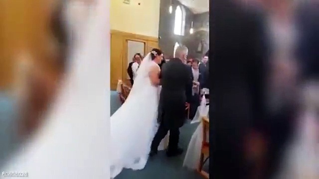 Video cute young children jumping on a wedding dress the wedding in Lucan, County Dublin [RAW]