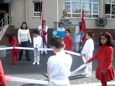 Harika Bir 23 Nisan Okul Gösterisi 23 Nisan gösterisi Videoları