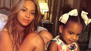 Beyonce Shares Sweet Photo of Blue Ivy Trying to Do Her Makeup Like Mommy
