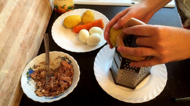 Салат мимоза с сыром классический. Вкусный рецепт салата. Простой состав!