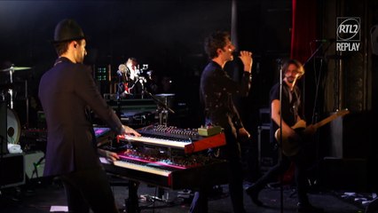 Aaron interprète "Onassis" en concert Très Très Privé RTL 2