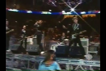 Tick Tick Boom - The Hives (NHL All-Star Game 08)