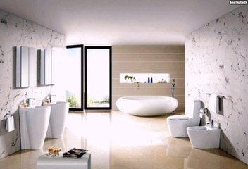 Abgerundete Formen Runde Badewanne Große Fläche Räumlichkeit