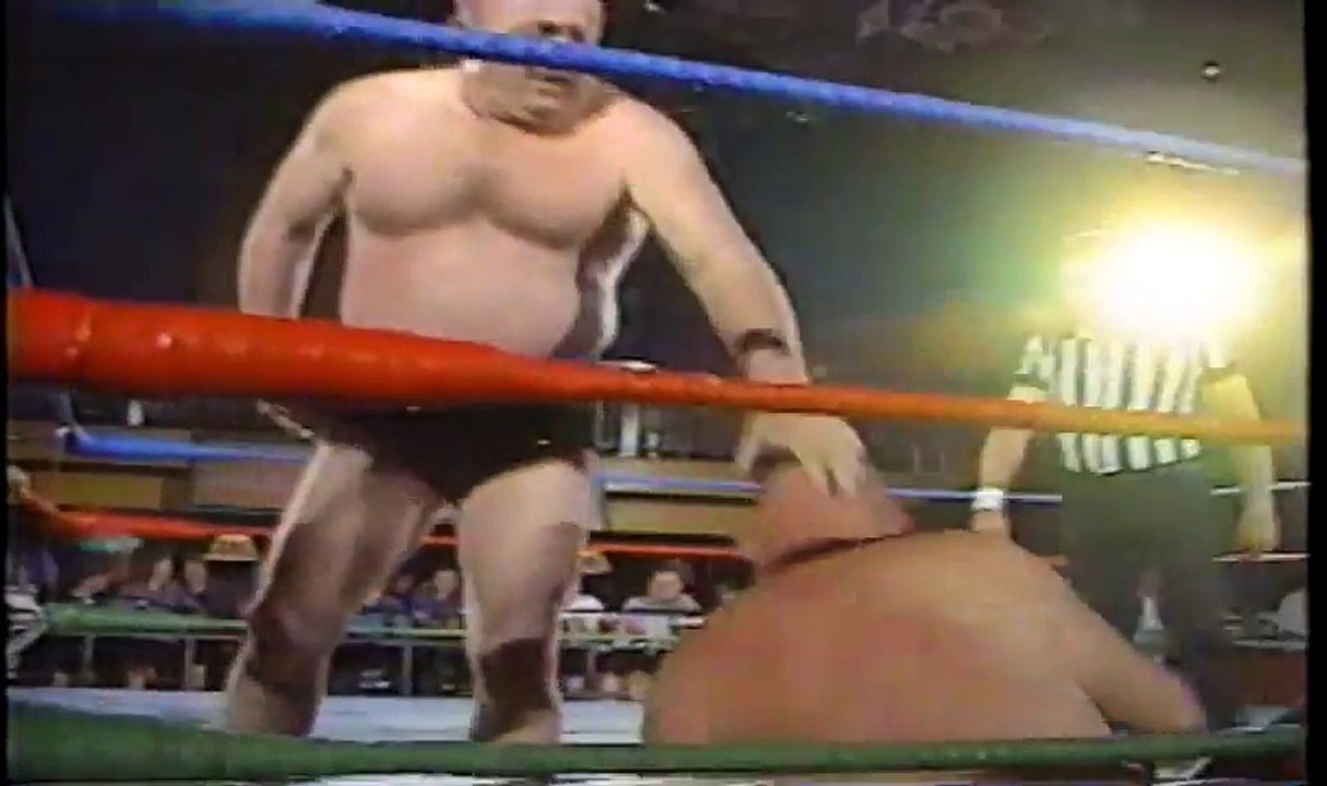 Bulldog Bob Brown vs Baron Von Raschke