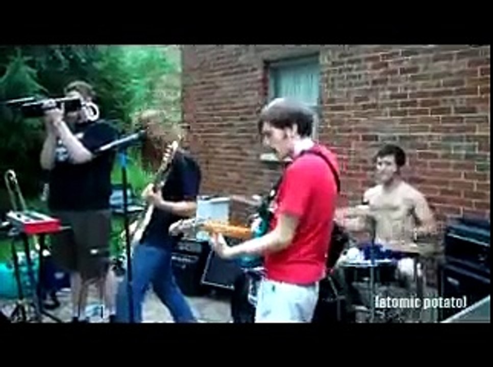 Atomic Potato - Methlabs and Bookstores (Chris Burrows) Live 6/2010