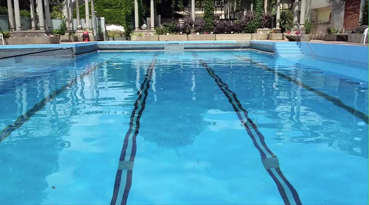 La piscine à pergola du Tennis-Club de Reims