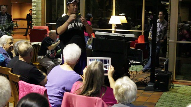 Scott Michael sings 'Elvis Medley' Sheffield Remembers 2014