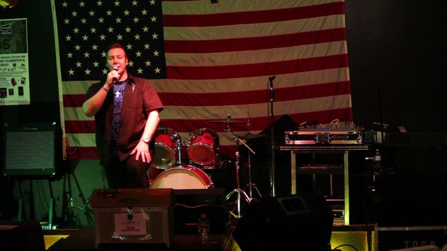 Scott Michael sings 'How Great Thou Art' Elvis Presley Memorial VFW 2015