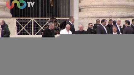 Leonardo Curzio. Patético que políticos quieran colgarse de visita del Papa