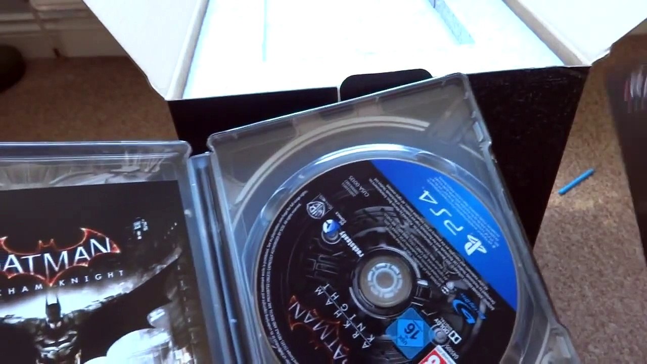 Batman: The Arkham Knight Amazon Exclusive Collectors Edition Unboxing (PS4)