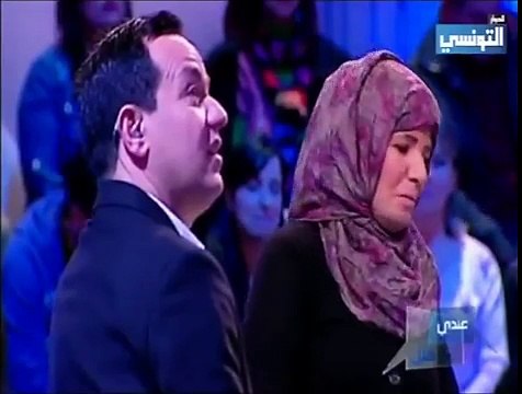 أقوى لقطات من أغرب رجل في عندي ما نقلك شبعة ضحك ههههههه !!!