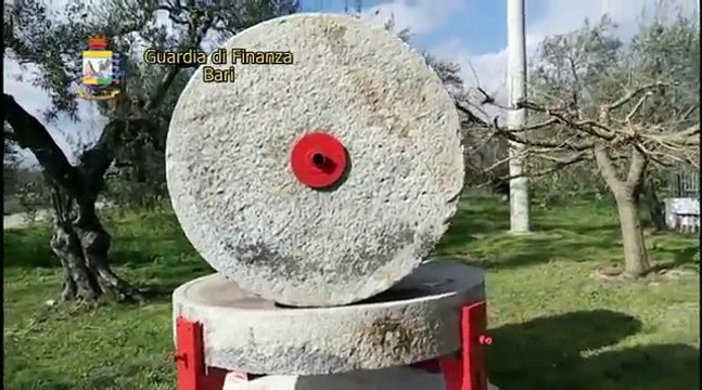 Andria: sequestrato frantoio - sversavano acque di lavorazione nei terreni confinanti