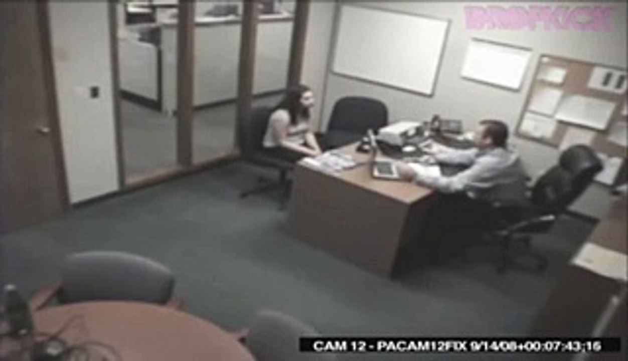 OMG!!! What did the Girl do inside Office