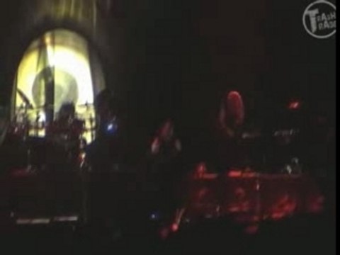 KoRn - Y'all Want A Single (Live @t Strasbourg 04-06-2007)