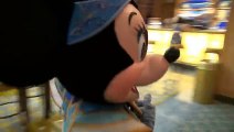 Minnie Mouse Meets in Formal Outfit on Disney Fantasy Cruise Ship