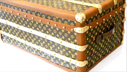 Louis Vuitton trunk shape cake