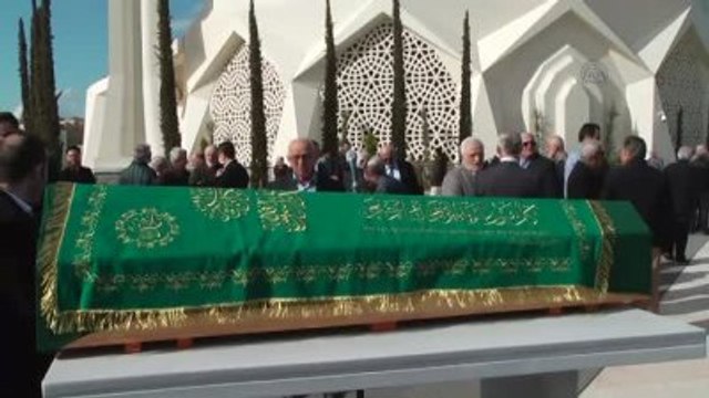 Prof. Dr. Bekir Topaloğlu, Son Yolculuğuna Uğurlandı