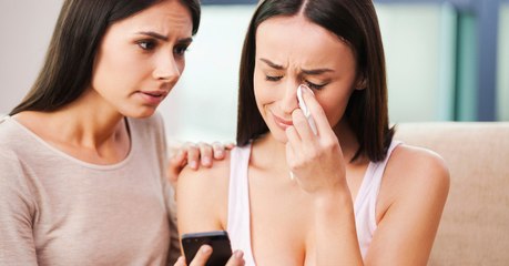 Rapariga deixou mensagem de voz a chorar pelo namorado... e deu nisto!