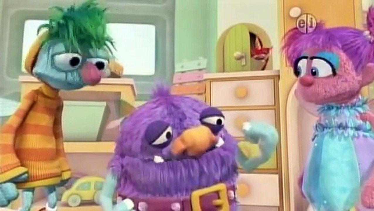 Sesame Street Elmo Finds a Baby Bird Dailymotion Video