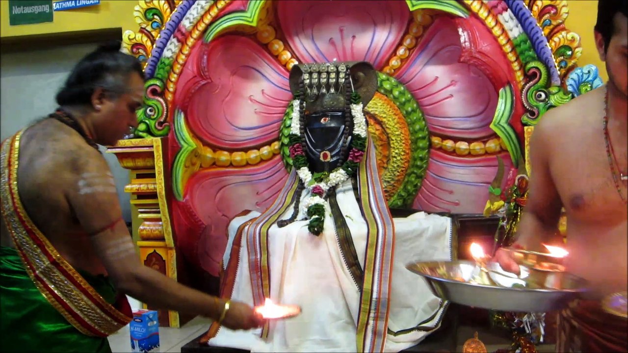 maha sivaraththiri 2m kappusai மஹா sivaraththiri sivan kovil ௨ம் காலப்பூசை சிவன்கோவில்