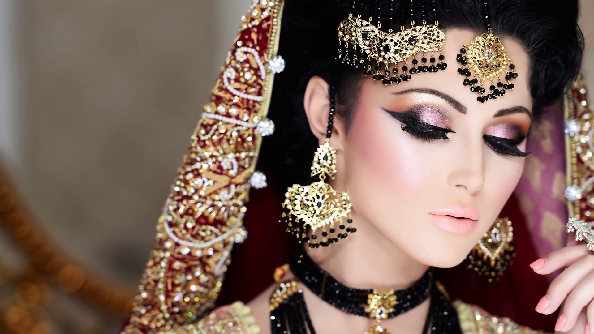 Regal Bride By Naeem Khan I Wedding Makeup I braided hairstyles I bridal  mehndi I - video Dailymotion
