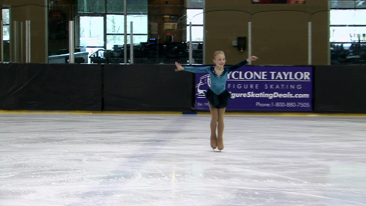 Halle Classen- Jr Bronze Solo Dance - Swing