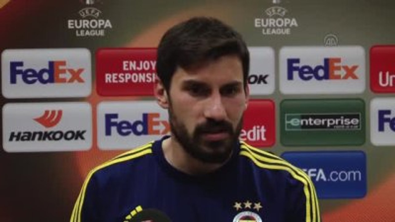 Fenerbahçeli Futbolcu Şener Özbayraklı