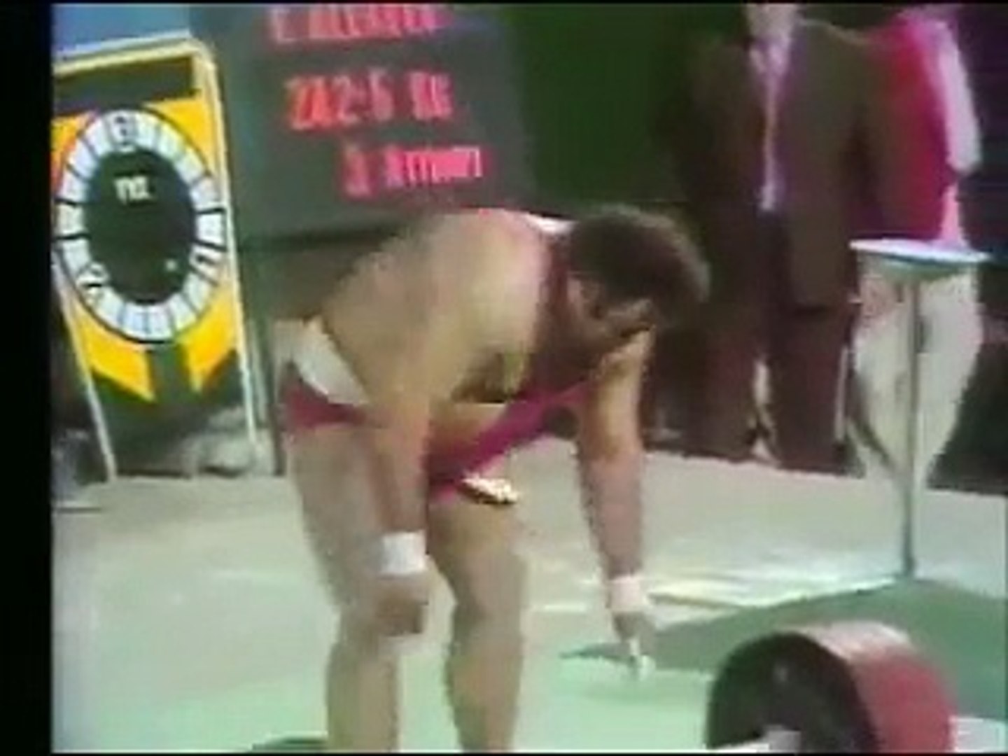 ⁣Vasily Alekseyev Clean and Jerk 534.5 lb / Василий Алексеев толчок 242,5 кг