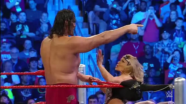 Kisses that Rocked WWE - WWE Top 10
