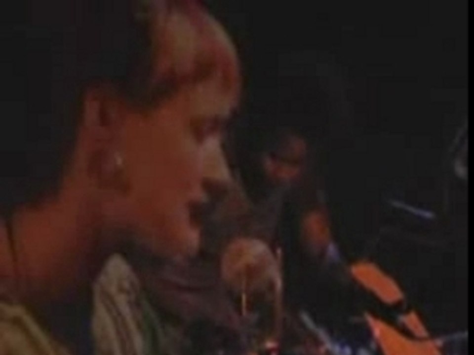 CocoRosie - Beautiful Boys (Live)