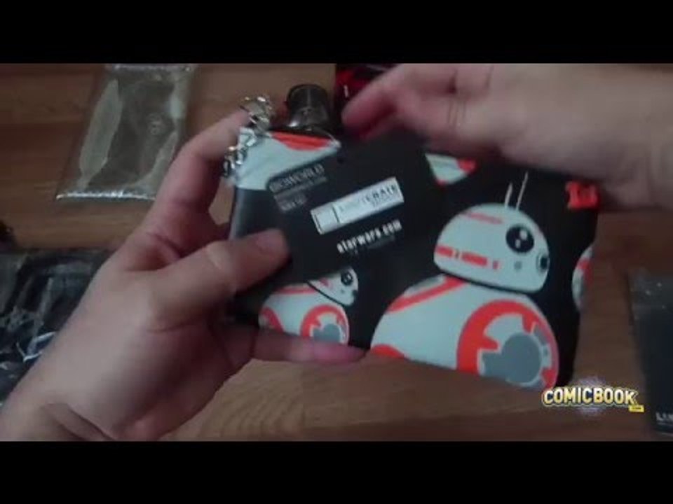 Unboxing: Lootcrate "Galaxy" Themed December 2015 Box