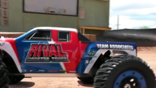 Team Associated RIVAL MT: Driving Video