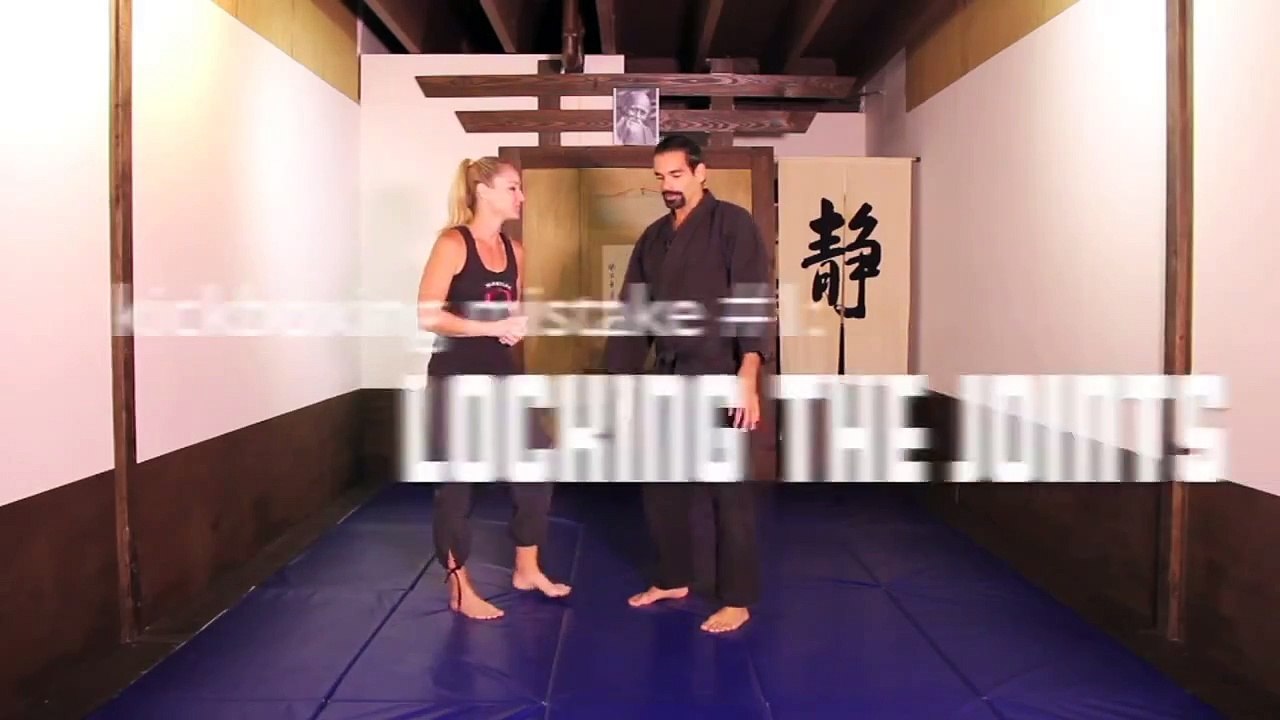 Kickboxing_ Free Workout Video - How to Fix The 5 Most Common Kickboxing Training Mistakes