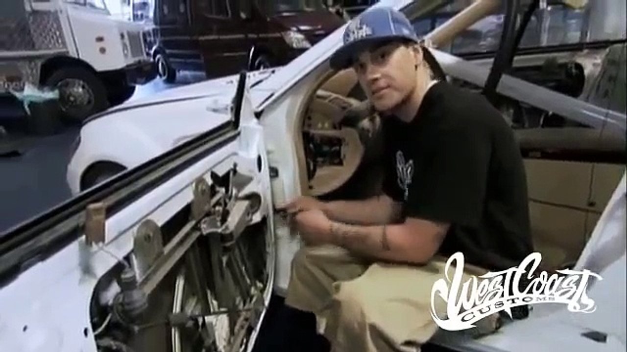 West Coast Customs Coloring Stereo Wire