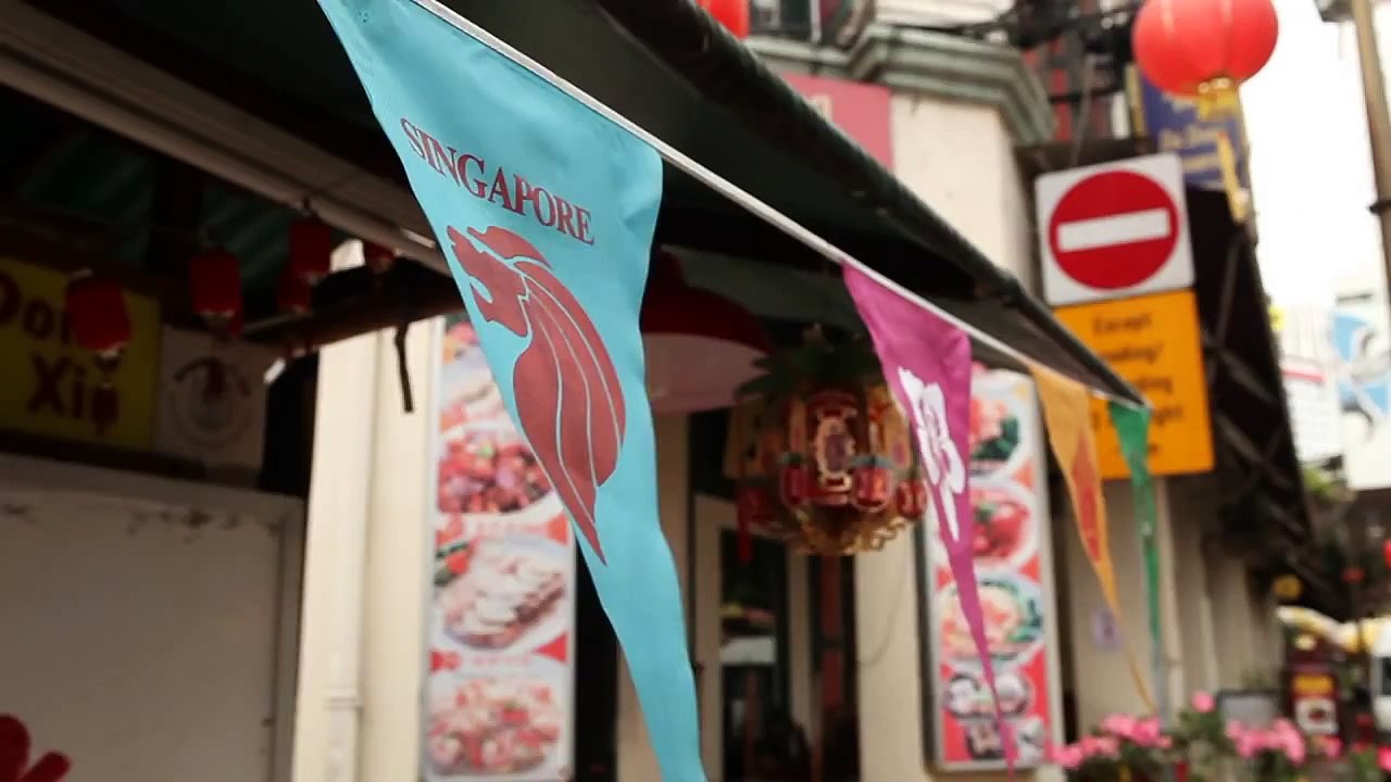 SI SWIMSUIT 2011 MODELS IN SINGAPORE