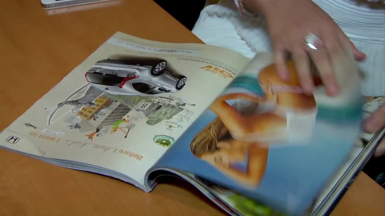 Kate Upton reacts to SI Swimsuit cover