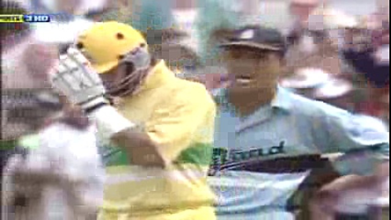 Top 10 Funniest moments in cricket history v2