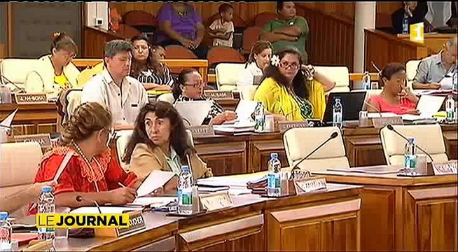 Des documents et des disques durs saisis