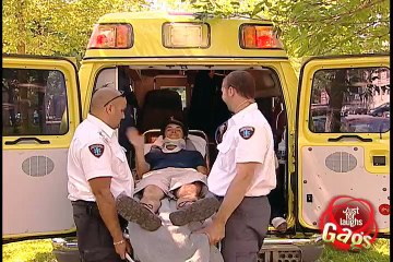 Relax Daily_Clumsy Paramedics Prank