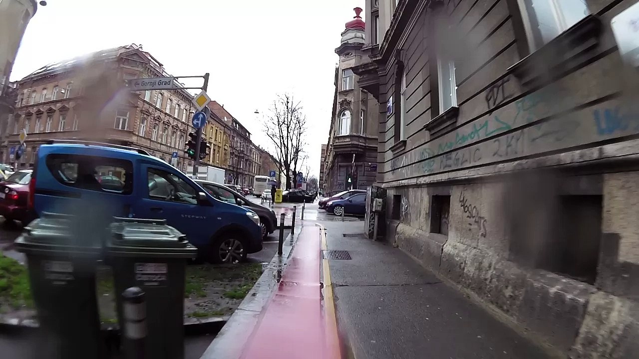 2016-03-11 automobili blokiraju pjesacki prijelaz