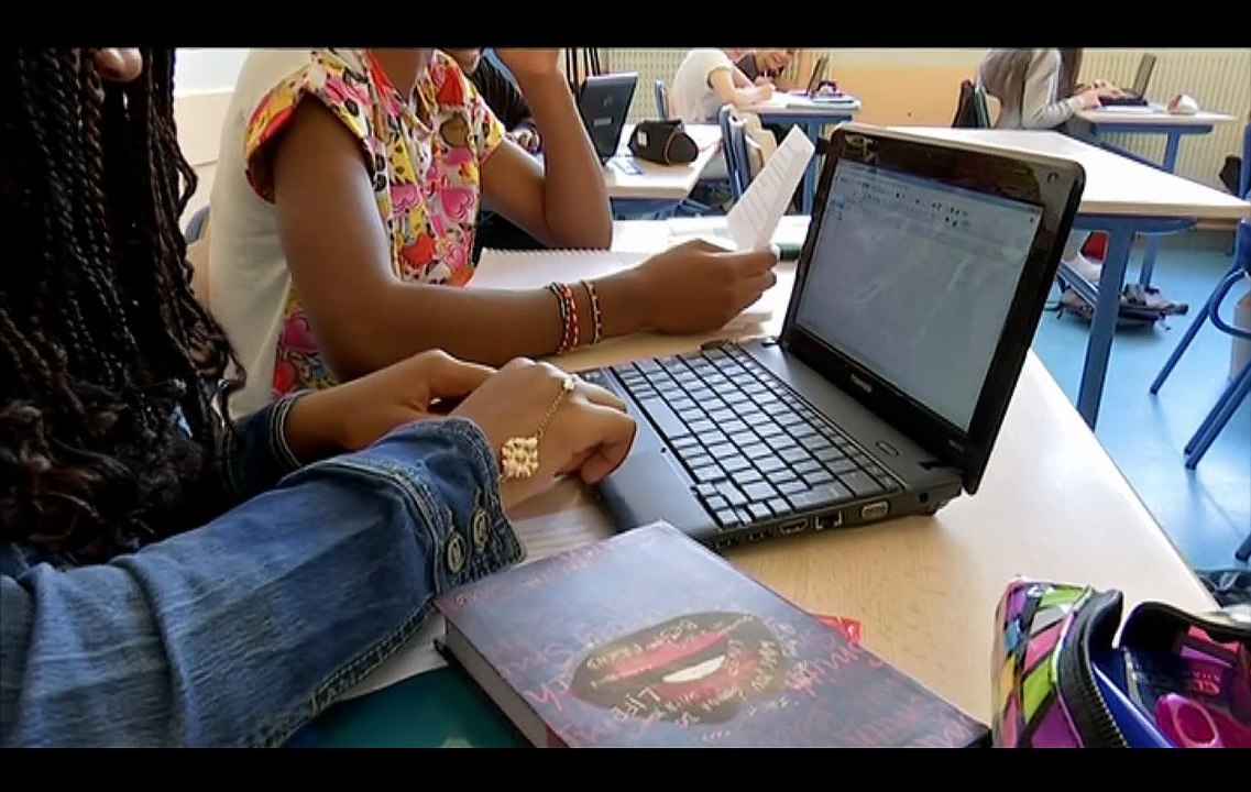 Suicide d'une ado après une photo intime: "Il faudrait interdire les réseaux sociaux avant 18 ans"