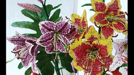 Изумительные цветы из бисера. Сундук идей интернета.